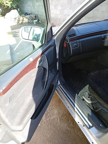 Mercedes-Benz: Mercedes-Benz E-Class: 2001 г., 2 л, Автомат, Бензин, Седан at lalafo.kg — 4 Mercedes-Benz: Mercedes-Benz E-Class: 2001 г., 2 л, Автомат, Бензин, Седан — 4