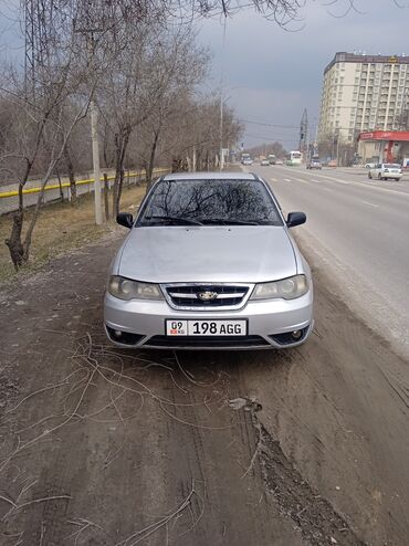 Daewoo: Daewoo Nexia: 2011 г., 1.5 л, Механика, Бензин, Седан