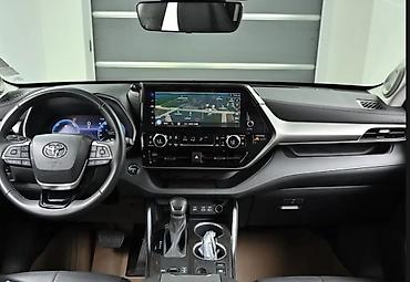 хайлендер 2025: Toyota Highlander: 2023 г., 2.5 л, Гибрид, Внедорожник — 10
