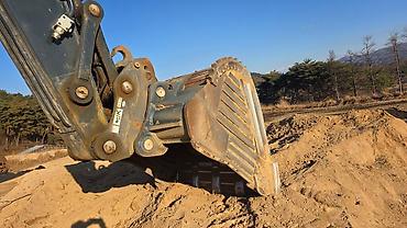 Экскаваторы: Экскаватор, Hyundai, 2021 г., Гусеничный — 14