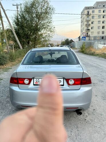 Honda: Honda Accord: 2002 г., 2 л, Автомат, Бензин, Седан
