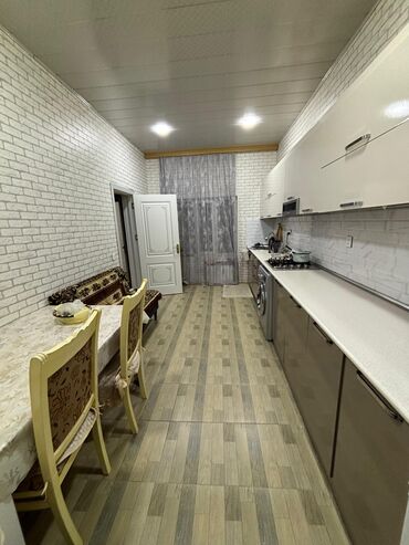 Həyət evləri və villaların satışı: Həyətyanı mənzil – daş hasarla əhatələnmiş həyət və dəmir darvaza — 14