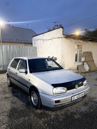 Volkswagen: Volkswagen Golf: 1992 г., 1.8 л, Механика, Бензин, Хэтчбэк