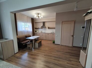 купить квартиру студию в бишкеке: 1 комната, 37 м², Цокольный этаж этаж
