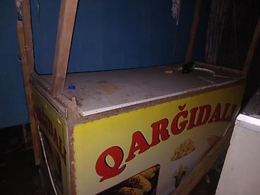 səyyar satıcı: Qarğıdalı satışı üçün köşk ve qargidali bisirmek ucun aparat 4.5 deq — 1