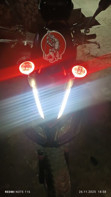 Скутеры: Тип скутера 150 куб. см, Бензин, Б/у — 3