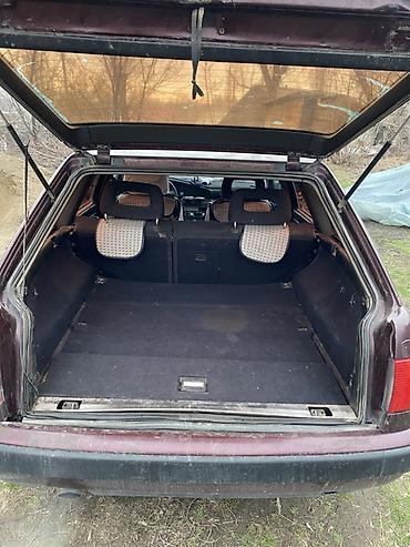 Audi: Audi S4: 1993 г., 2 л, Механика, Бензин, Универсал — 25