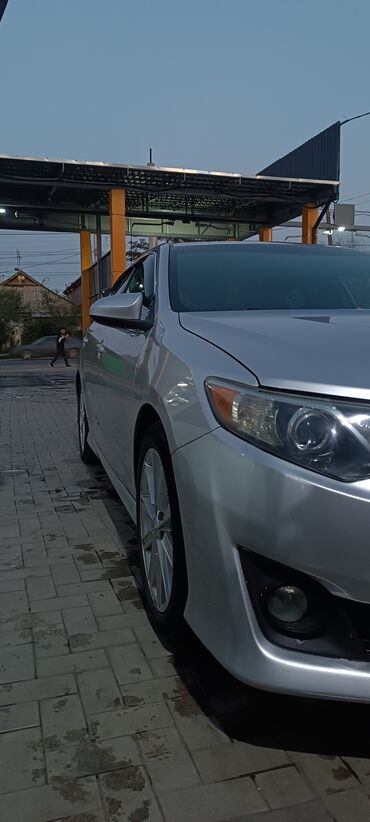 резина 9: Toyota Camry: 2013 г., 2.5 л, Автомат, Бензин, Седан
