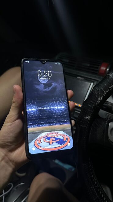 как изменит номер мегаком: Redmi, Redmi 7, Новый, 64 ГБ, цвет - Черный