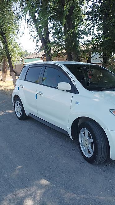 ion машина: Toyota Ist: 2003 г., 1.3 л, Автомат, Бензин, Хэтчбэк — 1