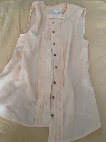 Ziyafət donları: Şəkildə gördüyünüz don S razmerdir.baha alinib.10 manata satiramHər — 11