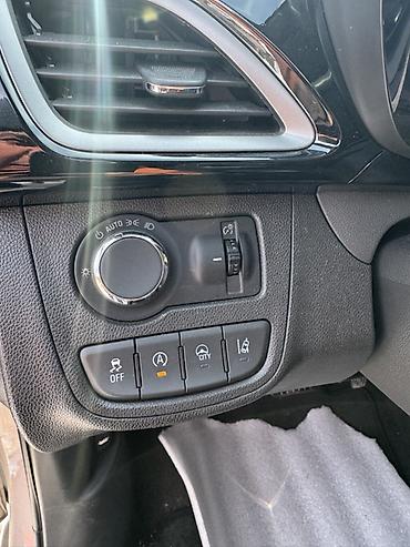 Chevrolet: Chevrolet Spark: 2019 г., 1 л, Вариатор, Бензин, Хэтчбэк — 6