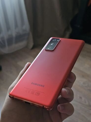 накладные наушники на голове: Samsung Galaxy S20 Plus, Б/у, 128 ГБ, цвет - Красный, 2 SIM