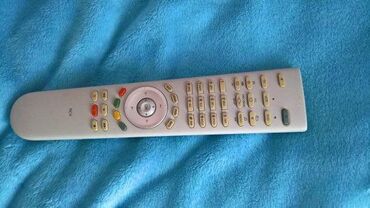 Aksesoari za TV i video: 1. Loewe ÀSISST 2 Remote Control 2. Loewe RC 15702-10 Remote Control — 11