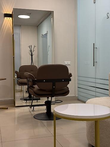 Сулуулук салондору үчүн жабдуулар: Аренда рабочего места для hair-стилиста Светлое современное — 3