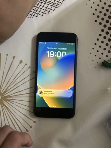 Apple iPhone: IPhone 8, 64 GB, Space Gray, Barmaq izi