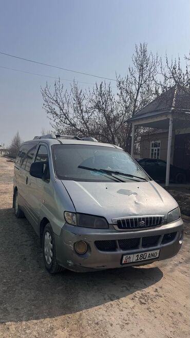 Hyundai: Hyundai Starex: 2000 г., 2.5 л, Механика, Дизель, Минивэн