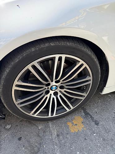 cd disklər: BMW orijinal yüngül lehimli disklər və təkər komplekti - Marka/model — 1