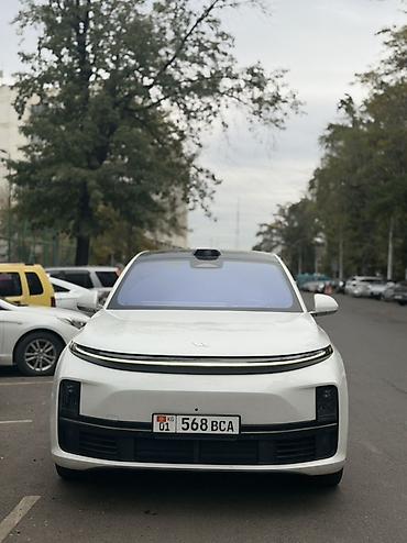 Транспорт: Lixiang L7: 2023 г., Автомат, Гибрид, Кроссовер — 2