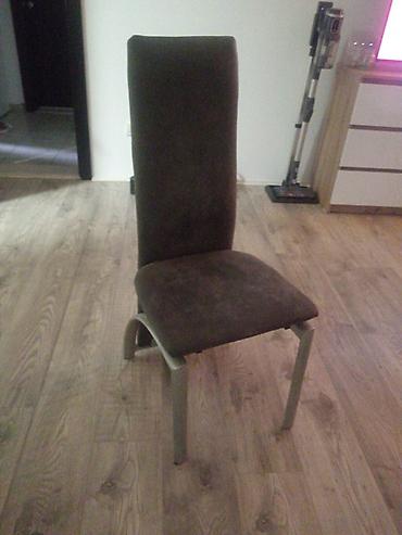 Chairs: Tapacirana trpezarijska stolica sa visokim naslonom - Materijal: meko — 1