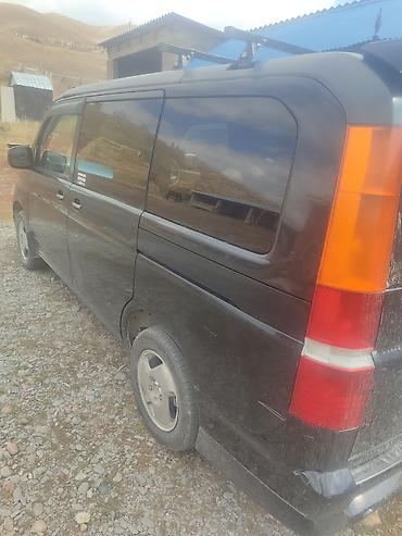 панель хонда стрим: Honda Stepwgn: 2003 г., Минивэн — 6