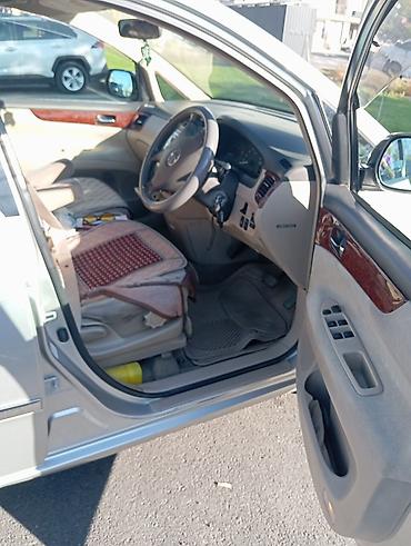 Продажа авто: Toyota Ipsum: 2002 г., 2.4 л, Автомат, Бензин, Минивэн — 5
