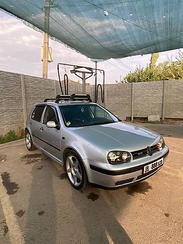 эмблема ауди: Volkswagen Golf: 2002 г., 2 л, Механика, Бензин — 1