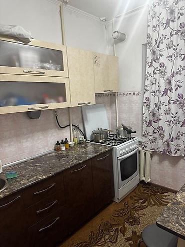 Батирлерди ижарага берүү: Продается 2-х комнатная квартира 105 серии, на 2-м этаже, ремонтом и — 4