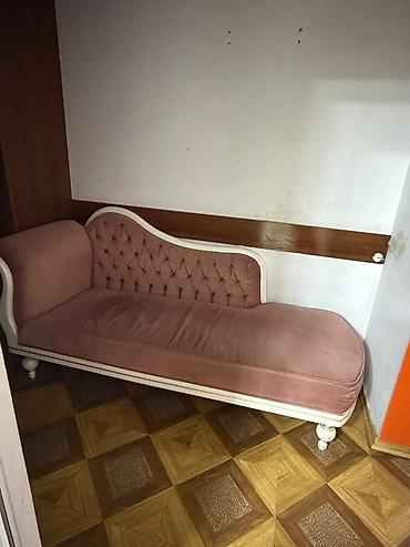 Divanlar: Klassik tərzdə şezlong/çarpayı tipli divan - Rəng: Pudra-çəhrayı - — 1