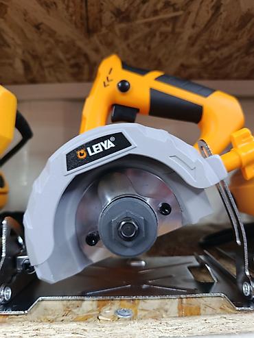 leiya: Аккумуляторная дисковая пила LEYA - Компактная циркулярная пила для — 1