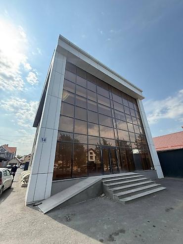 Сдаётся коммерческое здание Адрес: ул. Ахунбаева / Каралаева