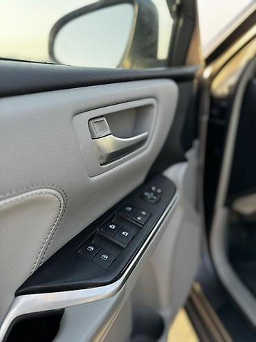 Toyota: Toyota Camry: 2015 г., 2.5 л, Гибрид, Седан at lalafo.kg — 9 Toyota: Toyota Camry: 2015 г., 2.5 л, Гибрид, Седан — 9