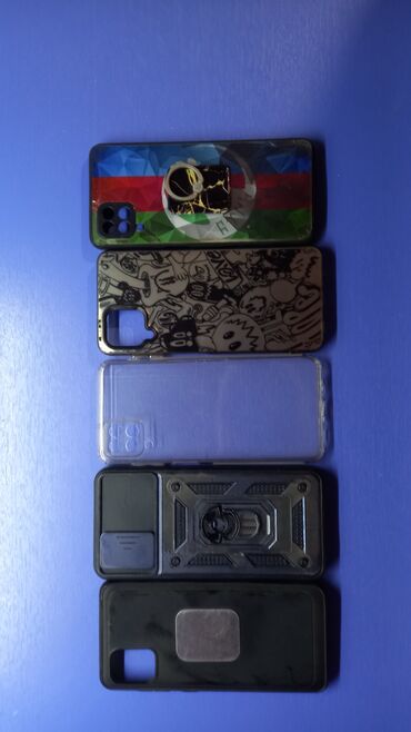кожаный чехол iphone 5: Birin 3 manatdir