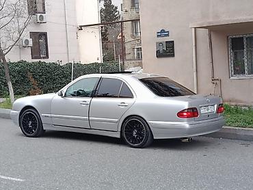 w210 lyuk: Mercedes-Benz E-Class (W210) sedan Xüsusiyyətlər: - Korpus: 4 qapılı — 4