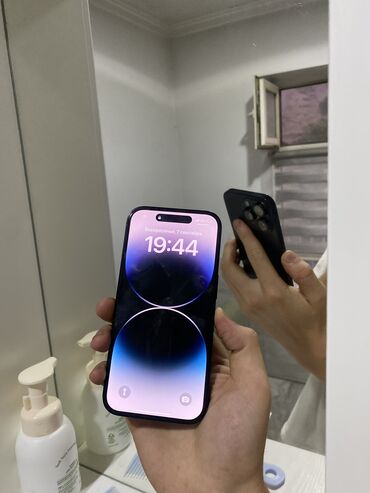 буфер колонки на машине: IPhone 14 Pro, Б/у, 128 ГБ, Black Titanium, Чехол, 82 %