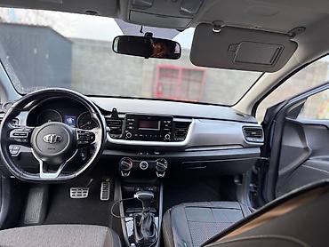 bmw e93: Kia Stonic: 2018 г., 1.4 л, Автомат, Бензин, Кроссовер — 3