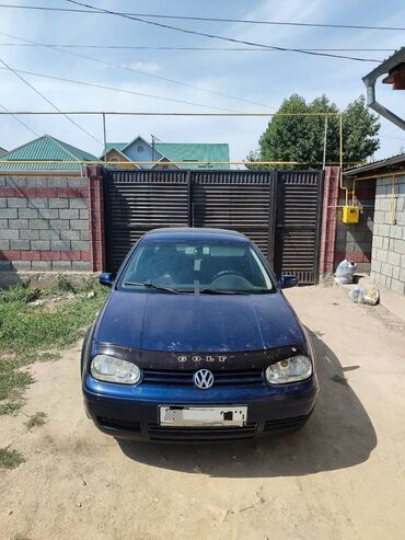 срочно срочно продам машину: Volkswagen Golf: 2002 г., 1.4 л, Механика, Бензин, Седан