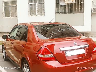 chery fulwin 2: Nissan Versa: 1.8 l | 2011 il Sedan — 3