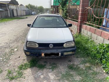 Volkswagen: Volkswagen Golf: 1993 г., 1.6 л, Механика, Бензин, Хэтчбэк