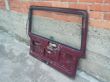 Auto delovi: Vrata gepeka lada 2104 karavan kompletna bordo sa staklom. Očuvana — 8