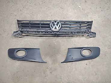 Решетка радиатора Volkswagen Б/у