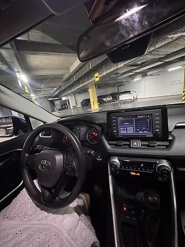 camry 2010: Toyota RAV4: 2020 г., 2.5 л, Автомат, Бензин, Кроссовер — 7