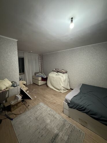 Продажа домов: Полдома, 140 м², 5 комнат, Собственник — 10