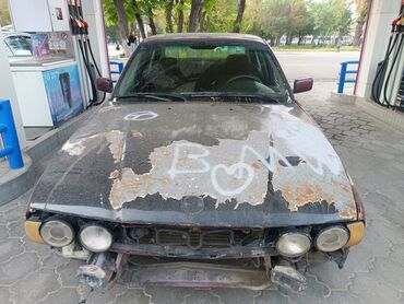 Капоты и комплектующие: Капот BMW, Б/у, Оригинал