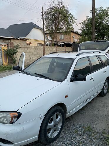 Nissan: Nissan Primera: 2001 г., 1.8 л, Механика, Бензин, Универсал