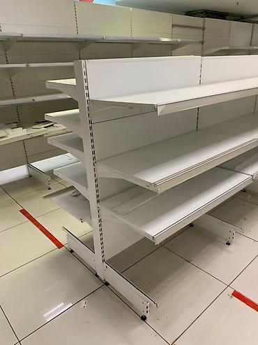 Торговое оборудование: Полки Стеллаж торговый металлический б/у Состояние отличное Размеры — 5