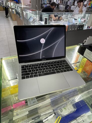 чехол macbook: Ноутбук, Apple, Intel Core i5, Б/у, Для несложных задач