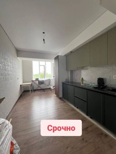 сдается 2 комнатная квартира в джале: Продается полноценная 2 ком.кв. Площадь 68.8 м2 3 этаж Полностью с