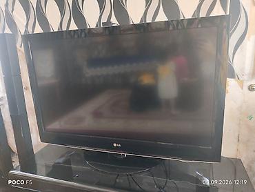 televizor pult: İşlənmiş Televizor LG LED ekran 32" Ünvandan götürmə — 2