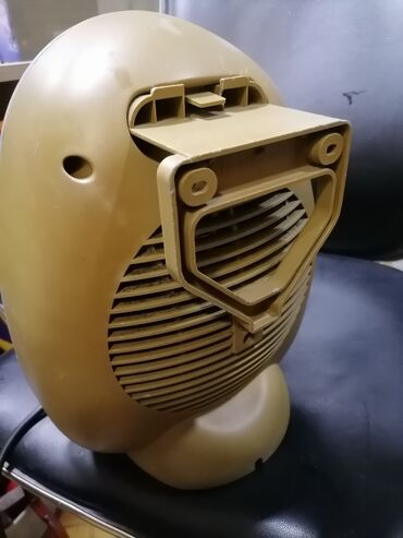 Kaloriferi: Grejalica duvaljka 2300w Trisa dobra. Ispravna
 Mirjevo — 4